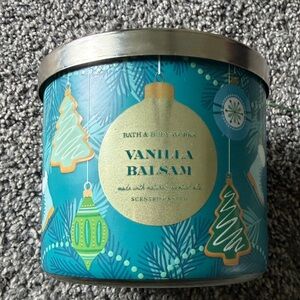 Bath & Body Works Vanilla Balsam Candle - Teal & Gold